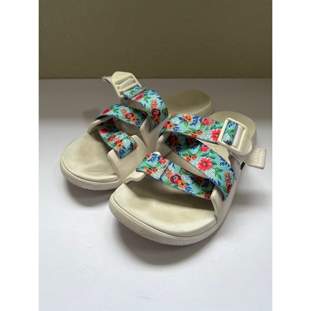 Chacos White and Floral Slides Women’s Size 7